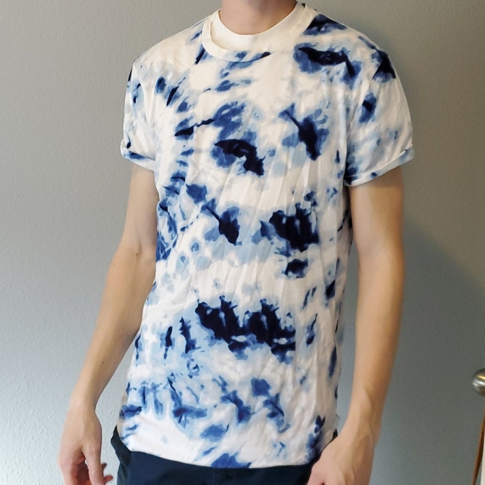 Tie dye short sleeve tee